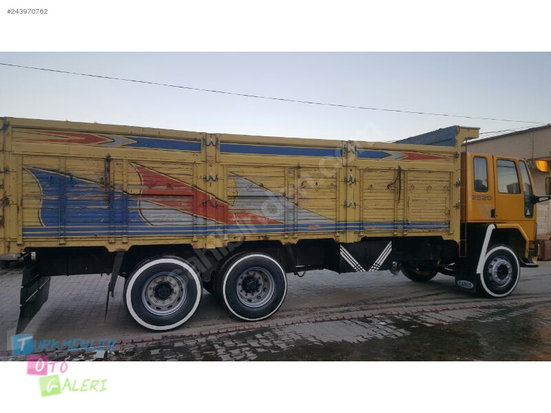 Türkmenler oto galeriden 1987 model turbo