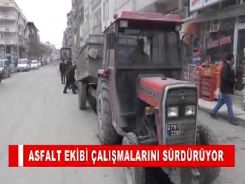 Asfalt ekibi çalişmalarini sürdürüyor