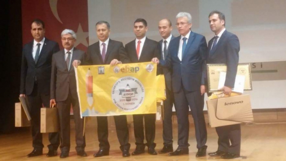 Yunus Emre İmam Hatip Lisesi İl Birincisi Oldu.