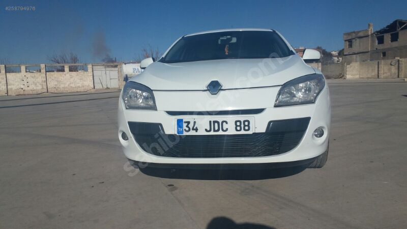 Sahibinden orjinal 2011 megane 3 expression
