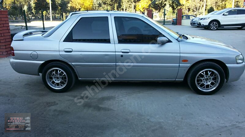 Sahibinden satilik 96 model ford escort 1.8 clx orjinal full evr