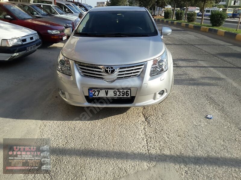 Satilik 2012 model avensis 1.6 elegant exsta lca paket orjinal