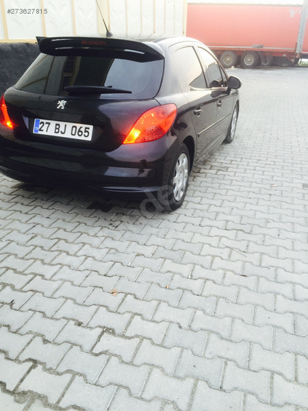 Sahibinden 2009 model Peugeot 207