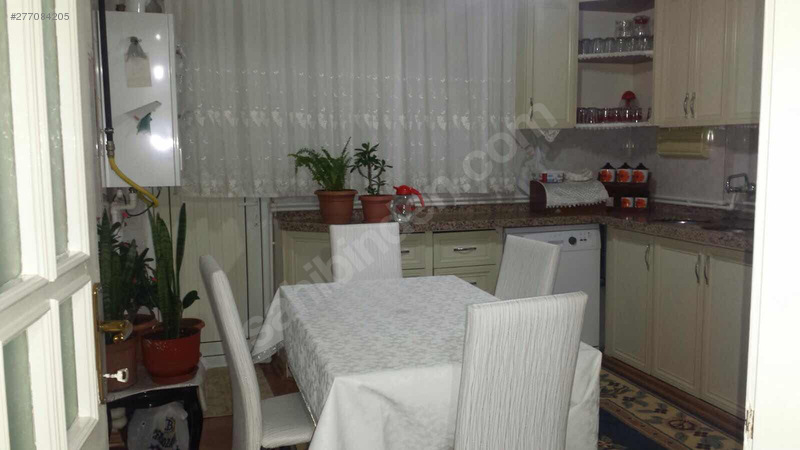 Esekent te acil satilik dogazli asansörlü 5.kat