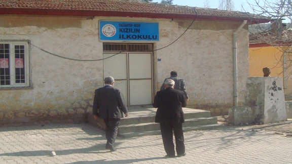 İlçe Milli Eğitim Müdürümüz Cengiz GÜNDEŞ Kızılin İlkokulunu Ziyaret Etti.