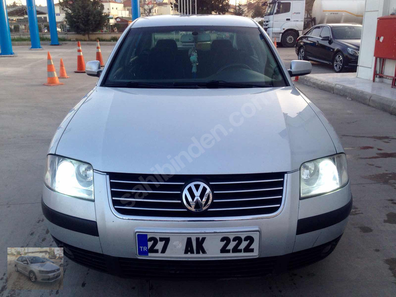 Ilk sahibinden boyasiz hatasiz 1.9 tdi çift kirmizi 130 luk..