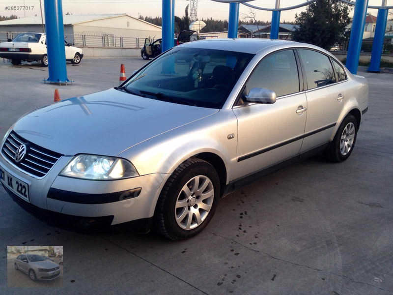 Ilk sahibinden boyasiz hatasiz 1.9 tdi çift kirmizi 130 luk..