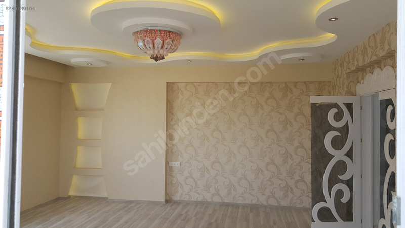 35 metre yol üstü 5+1 lüx daire