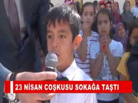 23 nisan coşkusu sokağa taşti