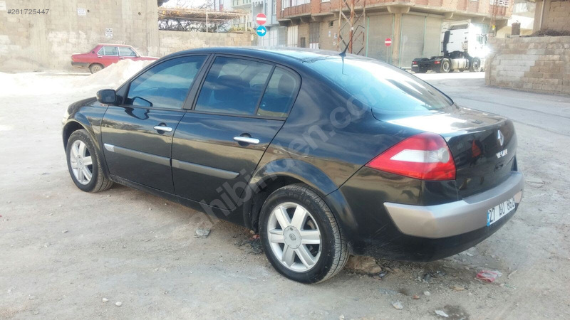 2004 model megan 1.6