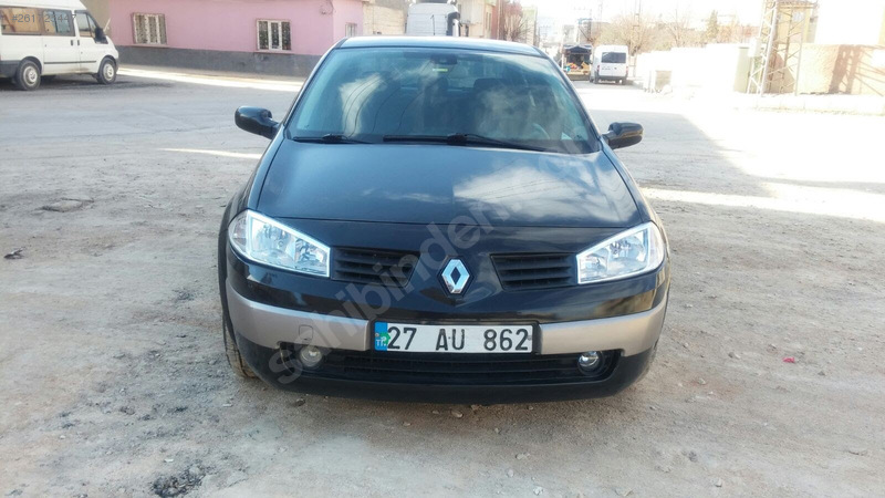 2004 model megan 1.6