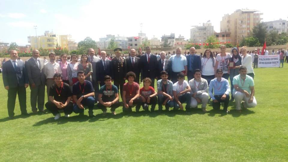19 Mayıs Atatürk?ü Anma, Gençlik ve Spor Bayramı tüm Türkiye'de olduğu gibi Nizip ilç 19 Mayıs Atatürk?ü Anma, Gençlik ve Spor Bayramı tüm Türkiye'de olduğu gibi Nizip ilç
