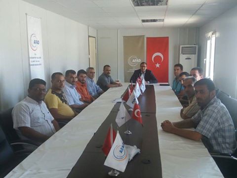 Geçici Barınma Merkezlerimizden Nizip-1 Çadırkent Mahalle Muhtarlarıyla toplantı yapı