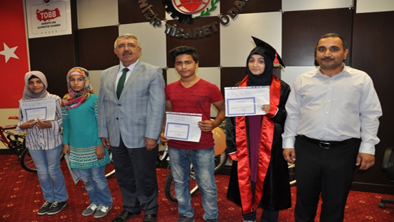 Namık Kemal İmam Hatip Ortaokulu Yıl Sonu Karne Dağıtım ve Mezuniyet Töreni