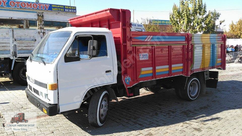 özbeyler farkiyla satlik isuzu npr