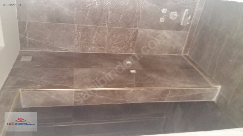 Ulu gayrimenkulden 35 m ana yol üstü 4+1 satilik daireler