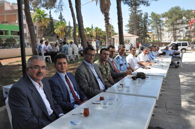 Nizip te protokol Darbe Girişimini Kınadı