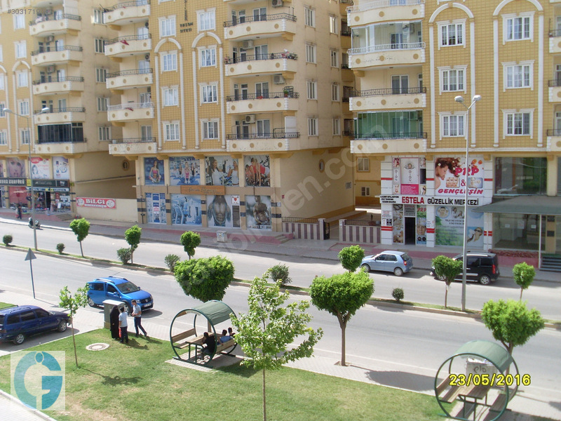 ÖZ ÇİLOĞLU GAYRİMENKUL'DEN Cadde Üzeri 165 M'2 3+1 Daire...