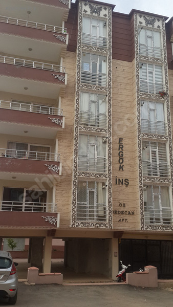 Uygar emlaktan 3+1 satlik daire aciiil satlik