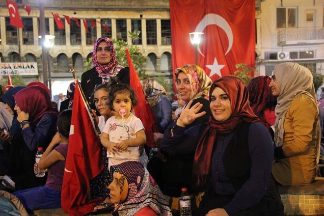 Cumhuriyet meydani nda muhteşem gece
