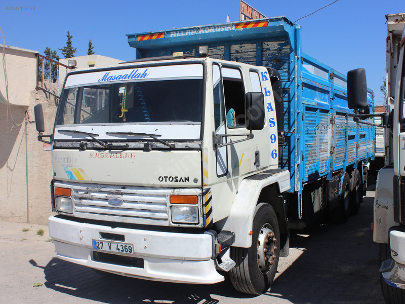 Firat oto galeriden 1996 model ford carco