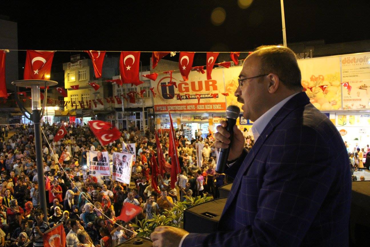 Milletvekili sari dan halka teşekkür