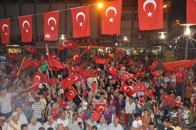 Demokrasi nöbeti coşkusu sona erdi