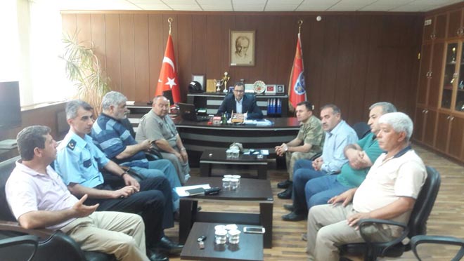 Fistik hirsizliğina karşi asayiş toplantisi