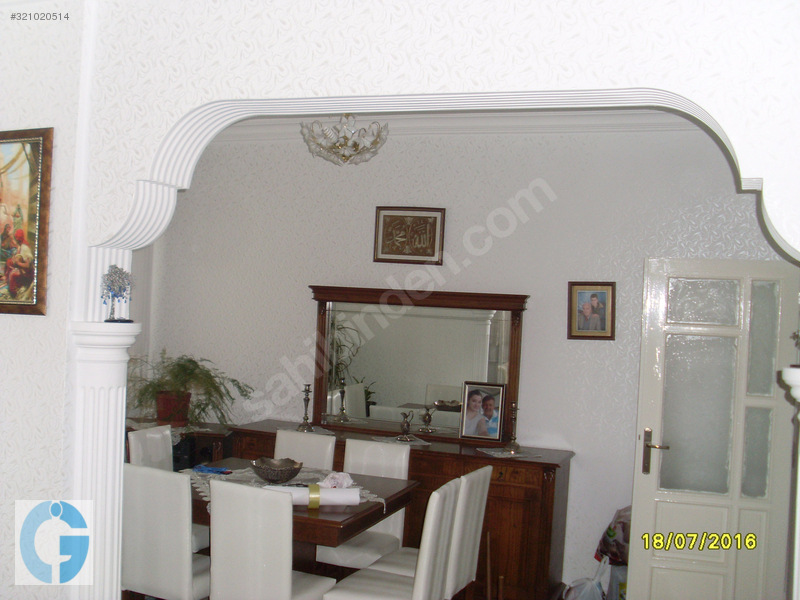 Öz ÇİLOĞLU GAYRİMENKUL' DEN Ara Kat 180 M'2 3+1 Bakımlı Daire...