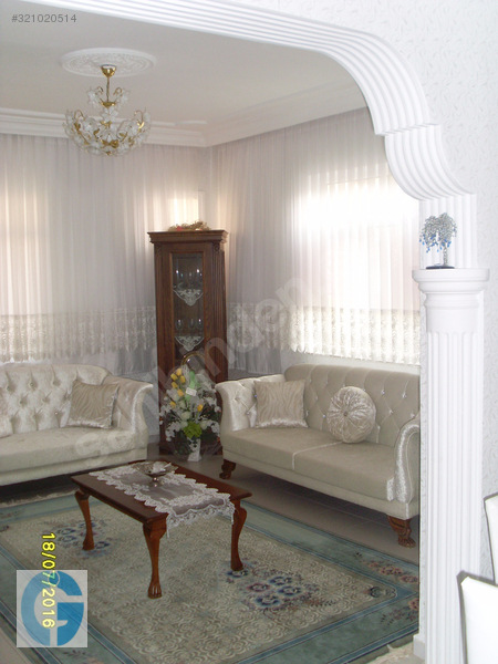 Öz ÇİLOĞLU GAYRİMENKUL' DEN Ara Kat 180 M'2 3+1 Bakımlı Daire...