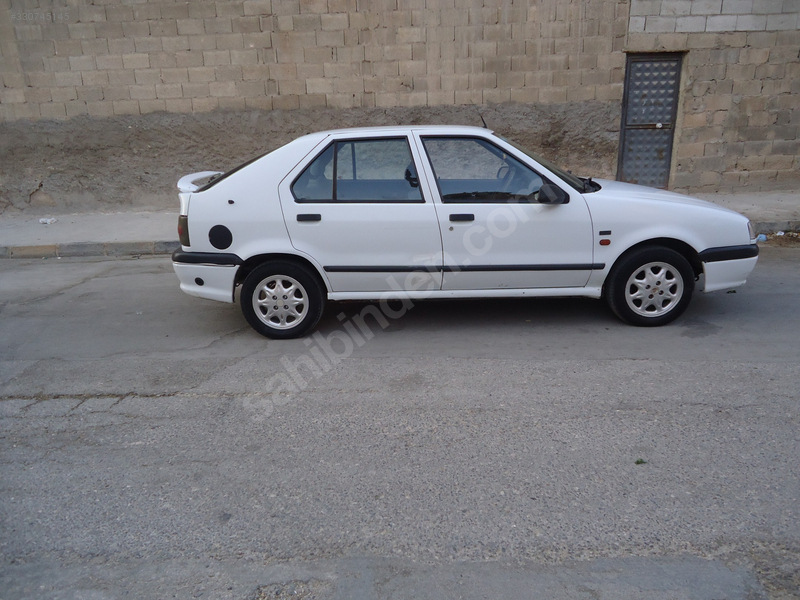 Renault 19 görmeden geçme!!!!!!