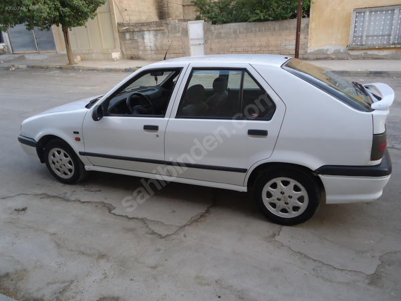 Renault 19 görmeden geçme!!!!!!