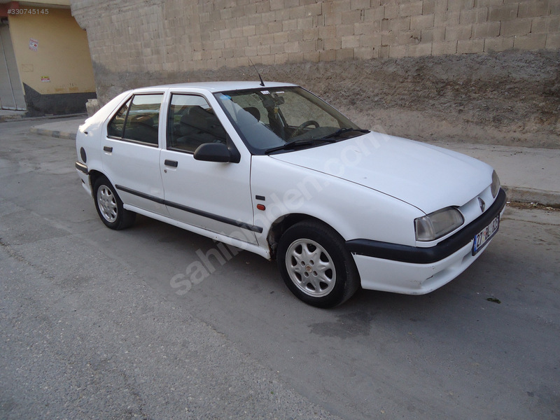 Renault 19 görmeden geçme!!!!!!