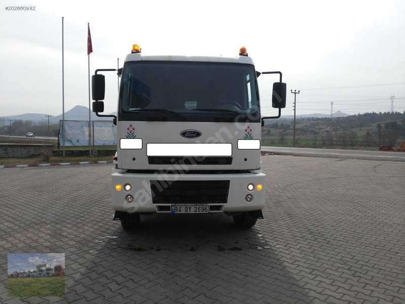 Güneş otomotivden ford cargo 1824 konteynir yikama araci