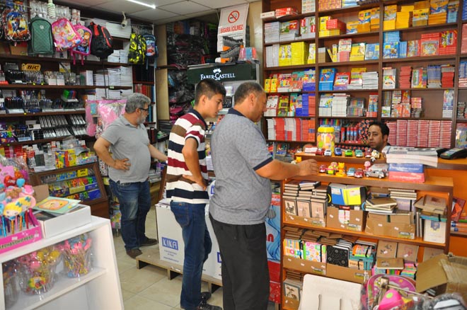 Kirtasiyeciler, bayram sonrasini bekliyor