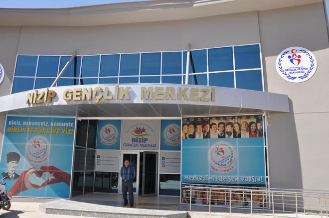 Nizip gençlik merkezi nde yaz tatili dolu geçti
