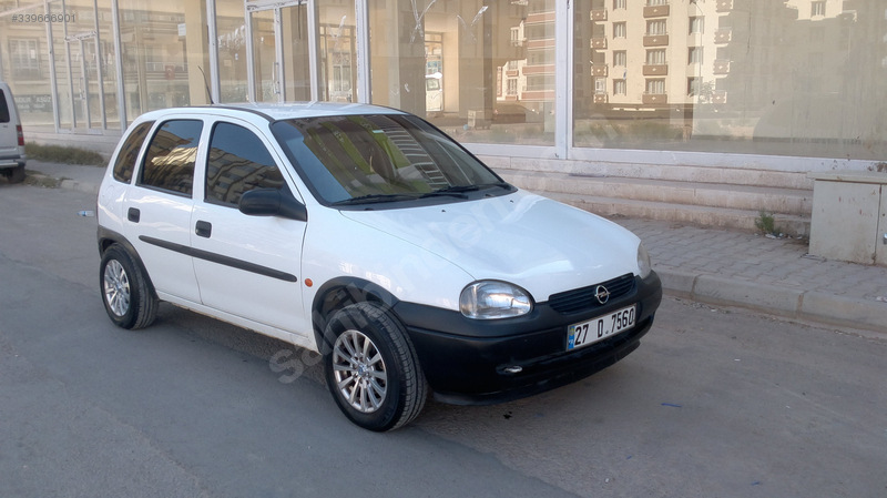 öğretmenden temiz bakimli corsa