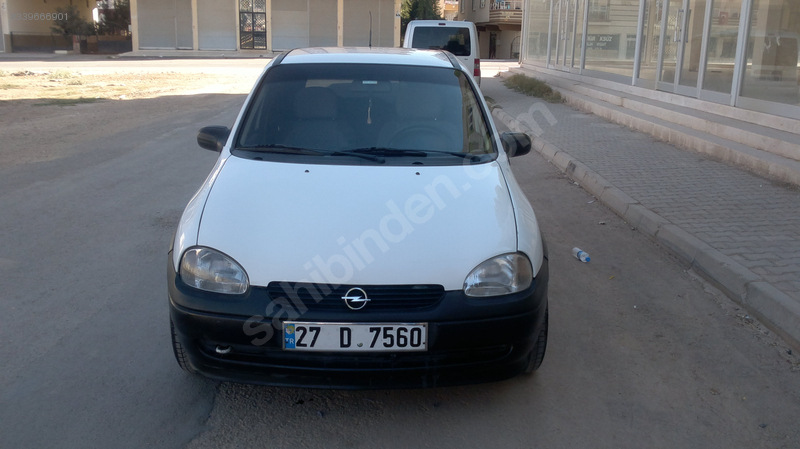 öğretmenden temiz bakimli corsa