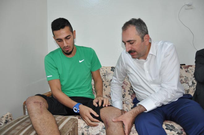 Ak parti genel sekreteri gül, nizip te vatandaşlarla bayramlaşti