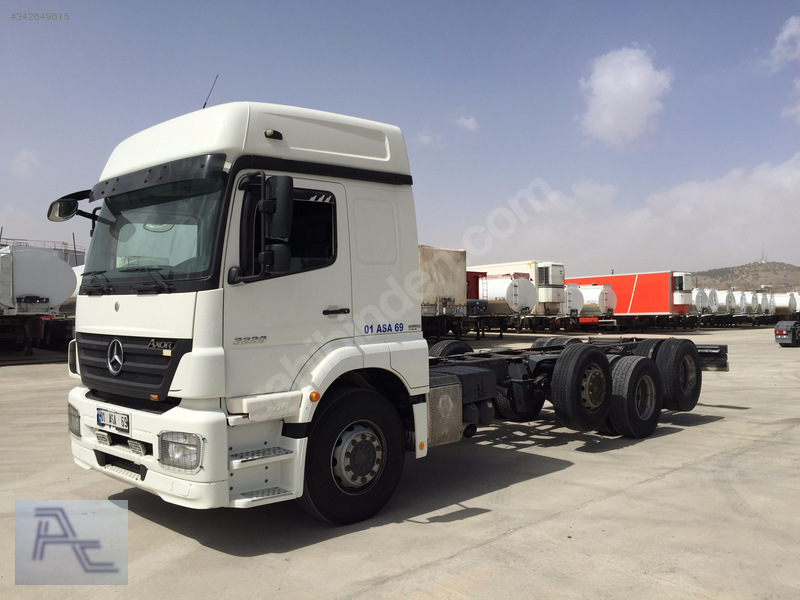 Atay oto galeriden 2011 model mercedes axor 3229-şase