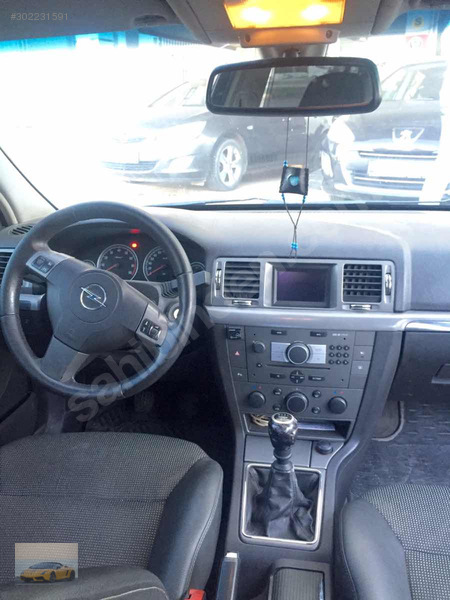 Siyah inci vectra