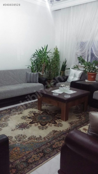 Nizip merkezde kaloriferli kiralık geniş uygun daire