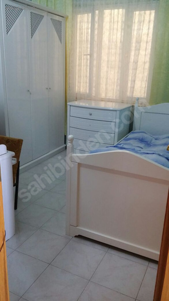 Nizip merkezde kaloriferli kiralık geniş uygun daire