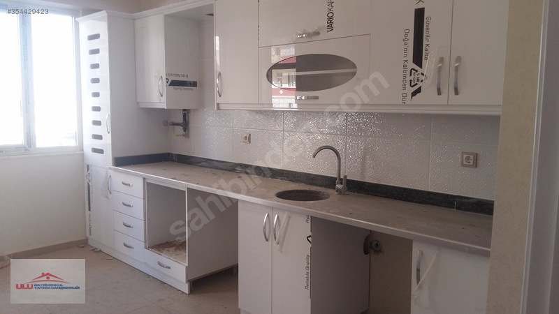 Ulu gayrimenkulden sultanabdülhamit de 3+1 köşe başi lüx daire