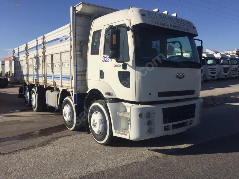 2004 MODEL 3230c ON NUMARA BİR ARAÇ