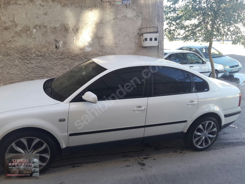 2000 model 1.8 duz passat orjinal 2 parca boyali eksper mevcut