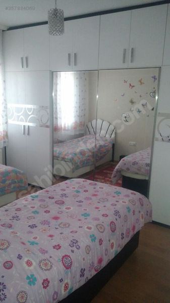2+1 toki evi nizip ten..13 yıl 320 tl taksidi vardır..
