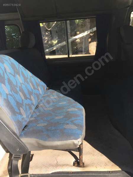 çakir otomotivden 2000model hundai 2004 model starex