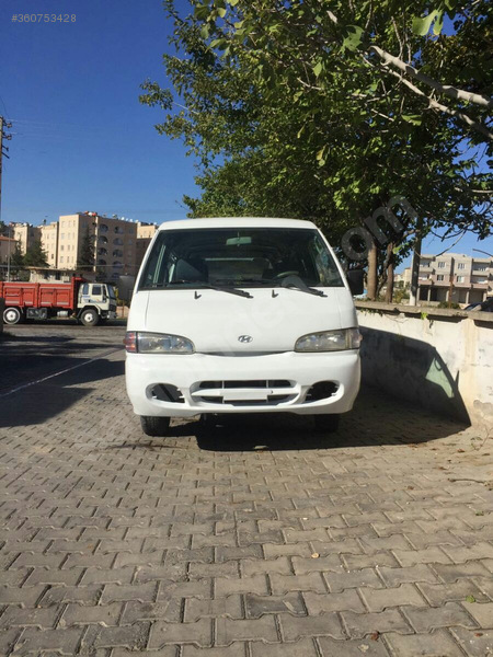 çakir otomotivden 2000model hundai 2004 model starex