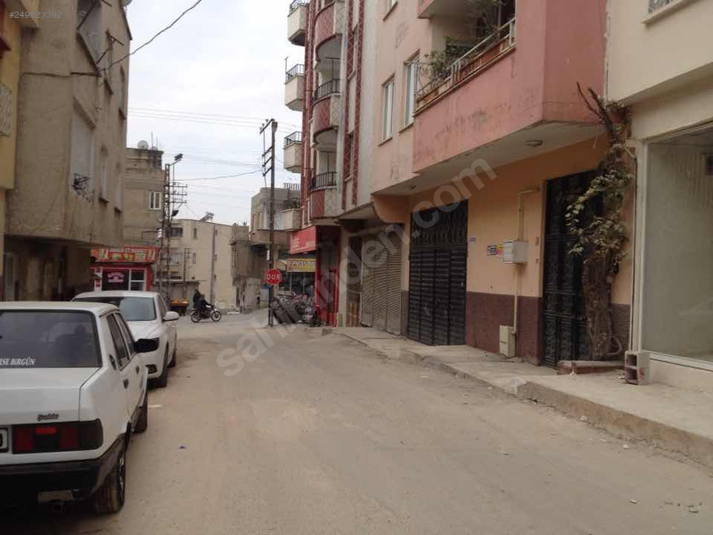 Istiklal mahallesi köşebaşi 2 katli daire 2 dükkan